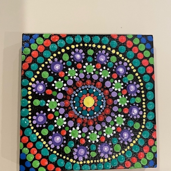 Cute little dot mandala canvas w/stand.  3”X3” hand painted - Picture 5 of 5
